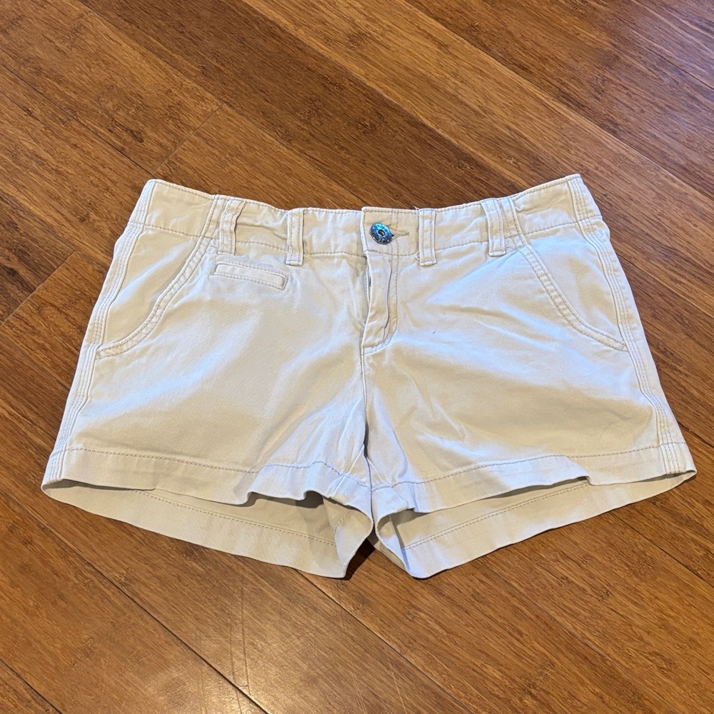 Elle Women's Light Tan Cargo Shorts